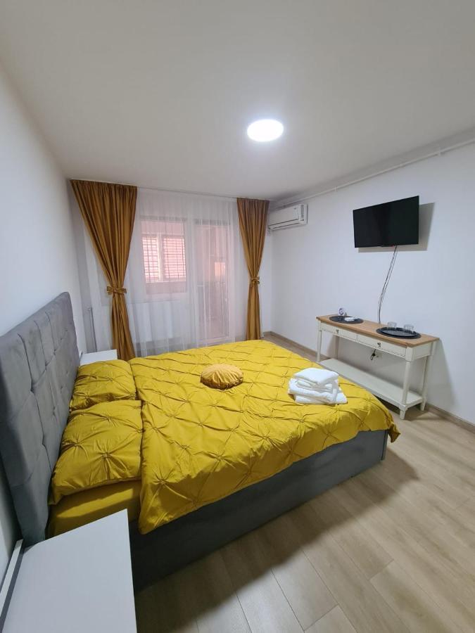 피테슈티 Garsoniera Luxury Kevin 아파트 외부 사진